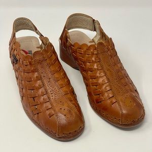 Pikolinos Womens Size 37 US 7 Romana Brandy Leather Closed Toe Sandal Shoes
